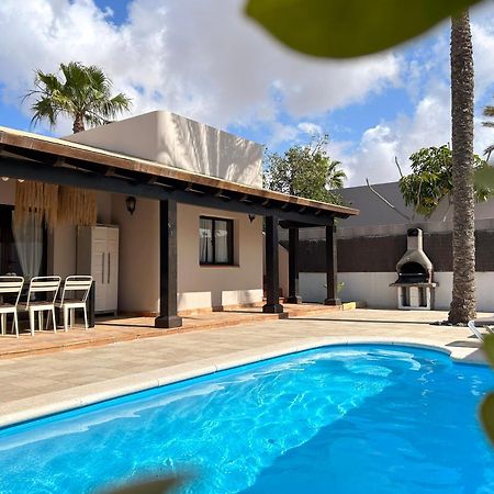 House Boho Palm With Private Heated Pool And Garden, 3 Bedrooms, Wi-Fi Корралехо Екстер'єр фото